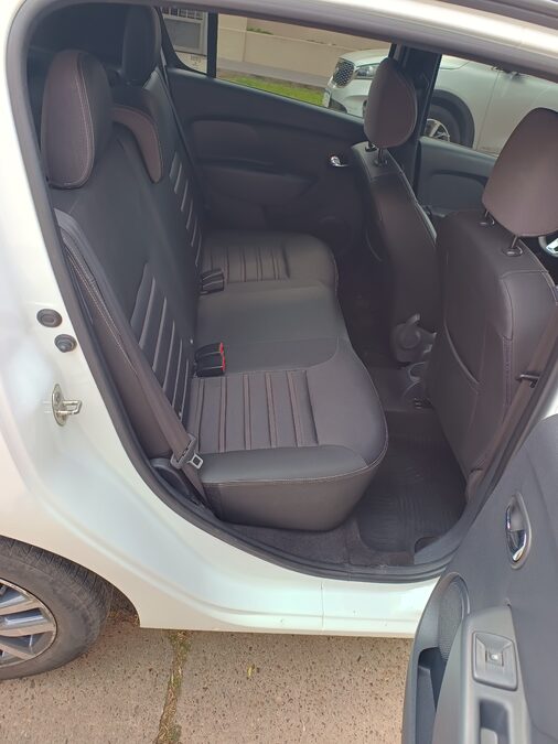 Sandero Intense 2021