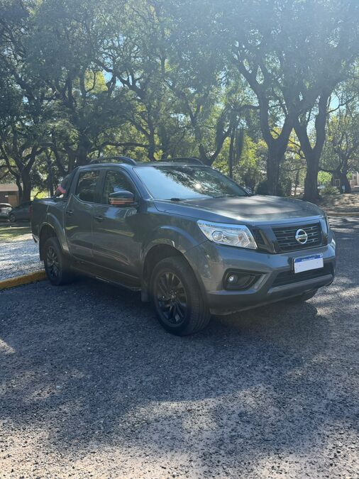 VENDO NISSAN FRONTIER X-GEAR 2021