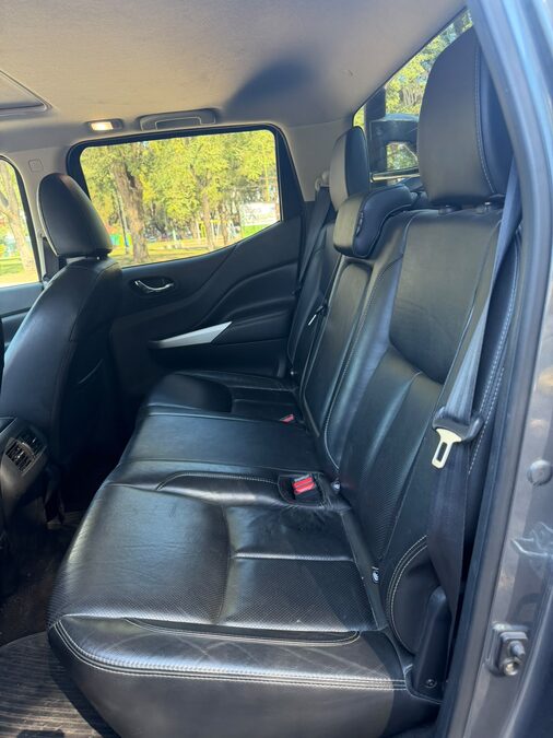 VENDO NISSAN FRONTIER X-GEAR 2021