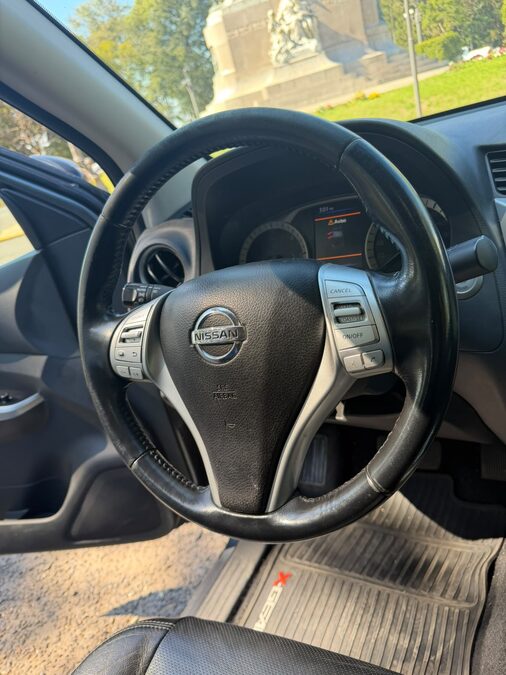 VENDO NISSAN FRONTIER X-GEAR 2021