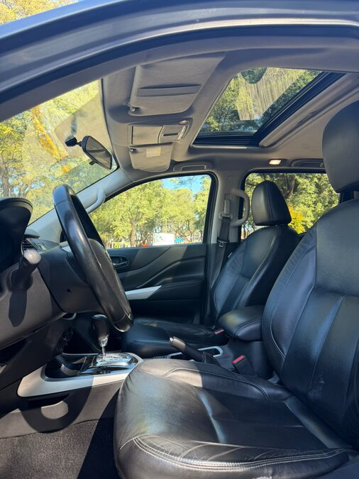 VENDO NISSAN FRONTIER X-GEAR 2021