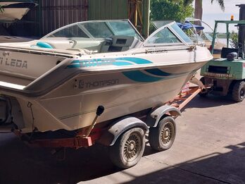Lancha THOMPSON (USA) 18 pies, 135hp