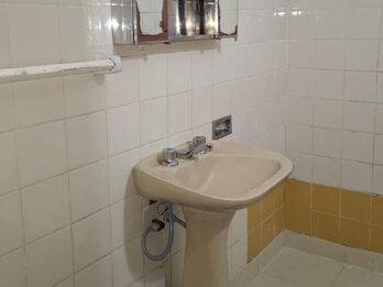 VENDO CASA EN CALLE COMANDANTE ESPORA