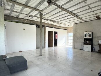CASA/QUINTA A TERMINAR EN COLONIA ENSAYO