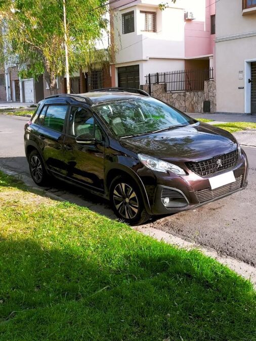Peugeot 2008 Feline 1.6 AM20