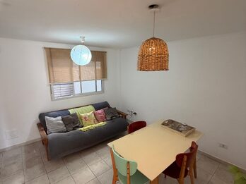 Departamento amoblado en venta calle La Rioja al 300