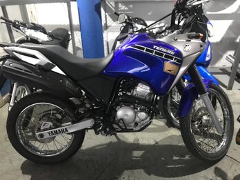 Moto Yamaha Tenere 250cc