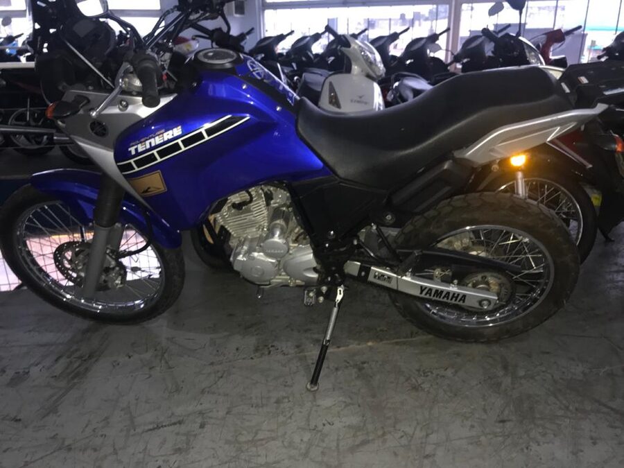 Moto Yamaha Tenere 250cc