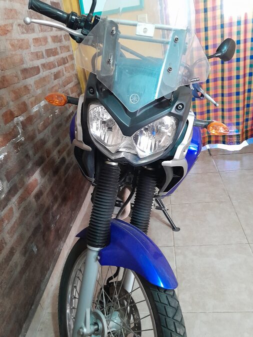 Moto Yamaha Tenere 250cc