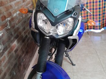 Moto Yamaha Tenere 250cc