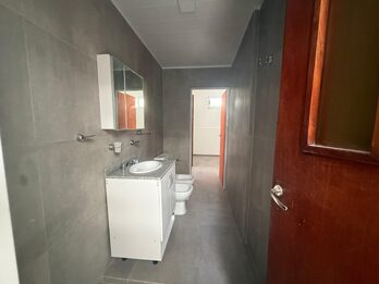 Casa 2 habitaciones amplias, zona microcentro