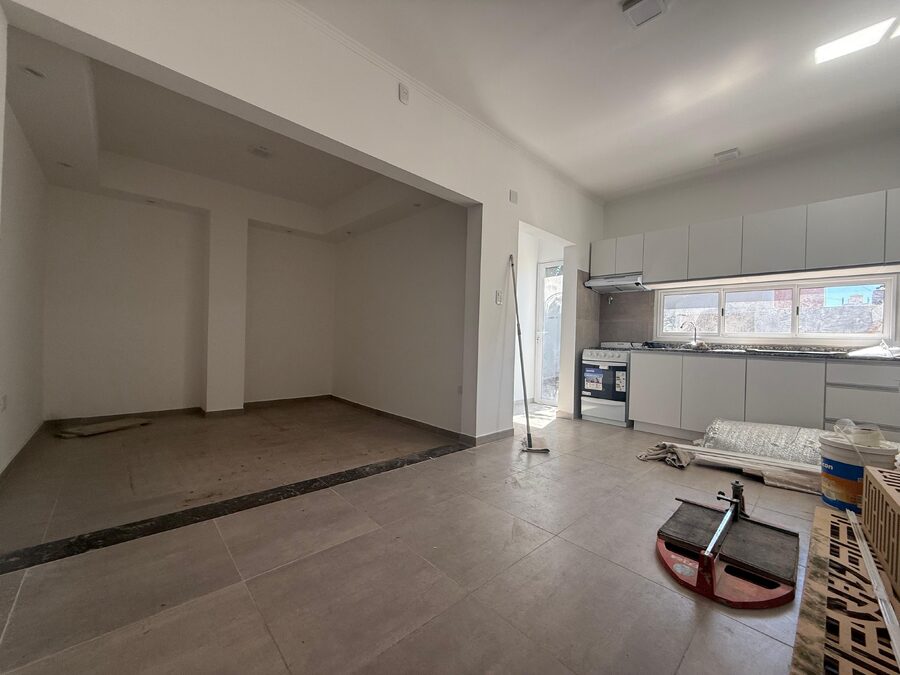 Casa 2 habitaciones amplias, zona microcentro