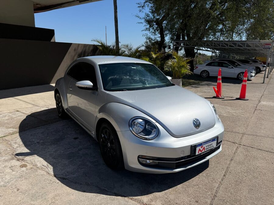 VOLKSWAGEN  THE BEETLE 1.4 TSI DESIGN. Recibo vehículos menor y mayor valor