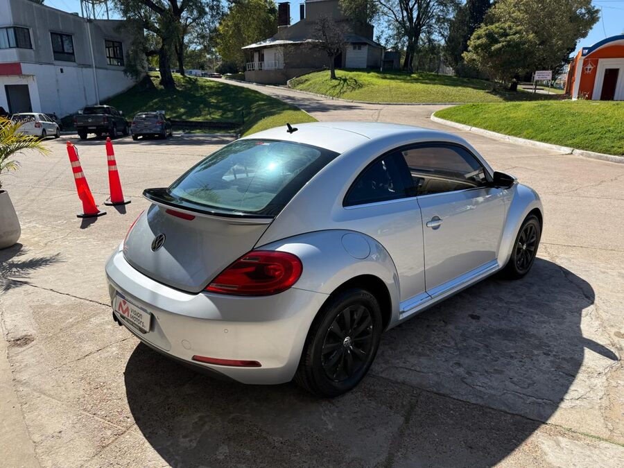 VOLKSWAGEN  THE BEETLE 1.4 TSI DESIGN. Recibo vehículos menor y mayor valor