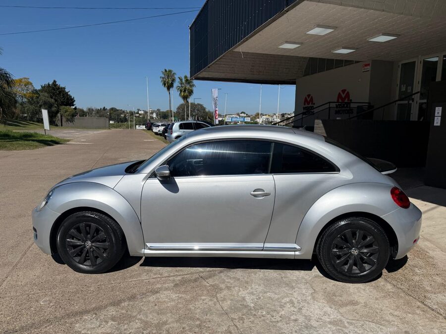 VOLKSWAGEN  THE BEETLE 1.4 TSI DESIGN. Recibo vehículos menor y mayor valor