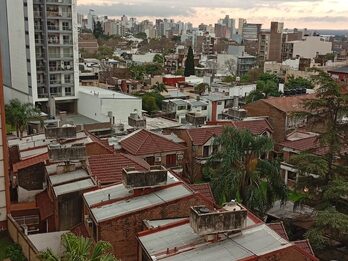 ALQUILER – DEPARTAMENTO CON VISTA AL RÍO