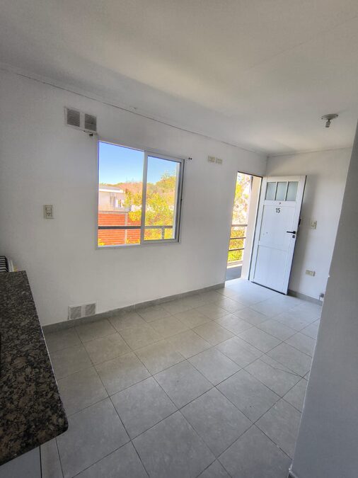 Departamento con cochera en venta Oro Verde