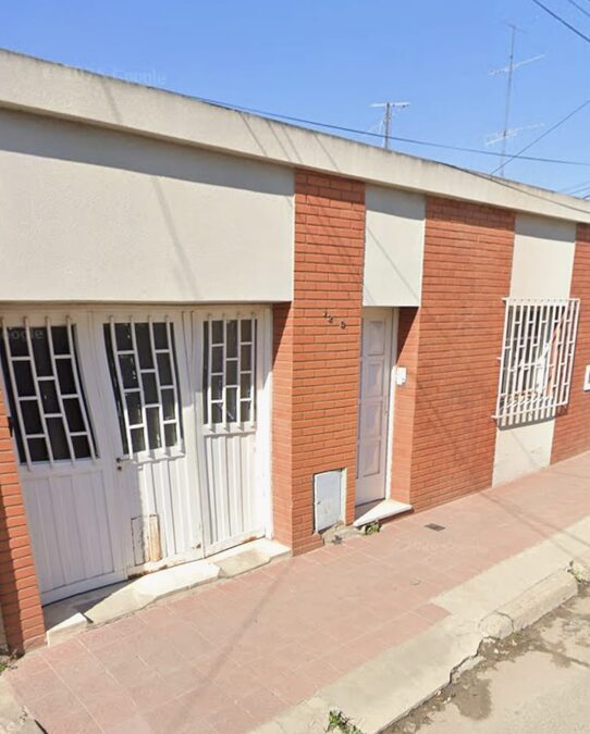 VENDO CASA 2 DEPARTAMENTOS