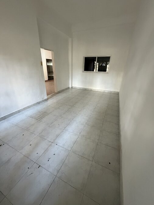 Dueño vende casa