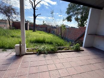 Dueño vende casa
