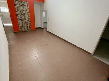 Dueño vende casa