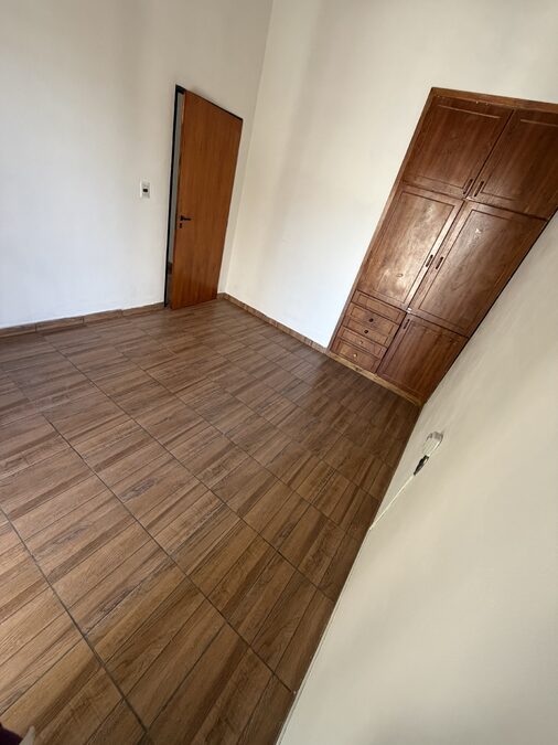 Dueño vende casa