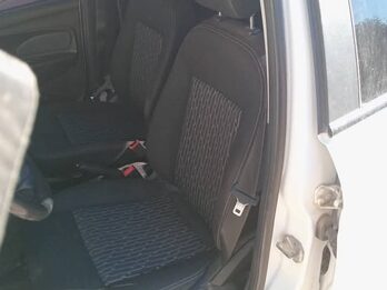 Ford ka 4 ptas.