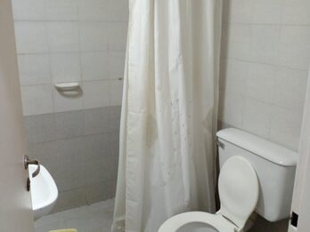 Alquilo dúplex amoblado en calle Ayacucho (detrás de la escuela Hogar)