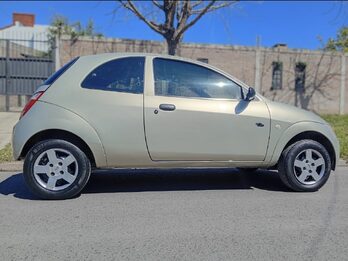 Vendo Ford ka