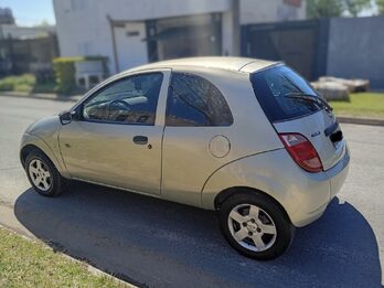 Vendo Ford ka