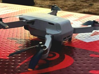 Dron DJI Mini 2 SE — Cámara 4K Ultra HD — ¡Excelente estado!