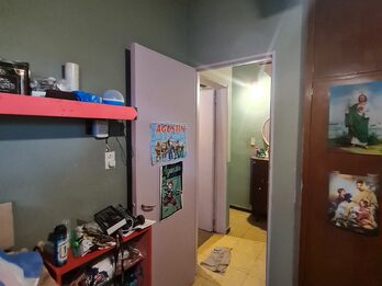 Casa par habitar y reciclar. Muy linda zona