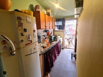 Casa par habitar y reciclar. Muy linda zona