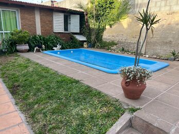 se vende casa zona Parque Gazzano