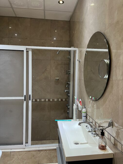 se vende casa zona Parque Gazzano