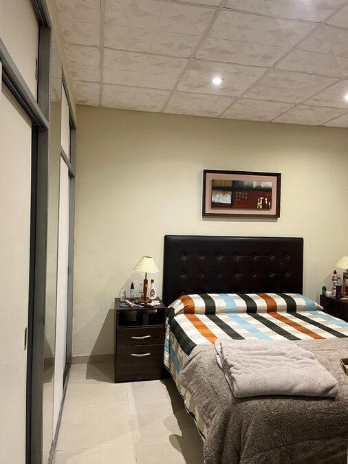 se vende casa zona Parque Gazzano