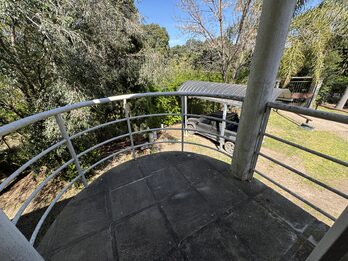 CASA QUINTA CON PISCINA Y AMPLIO TERRENO - SAUCE MONTRULL- BARRIO EL MOLINO