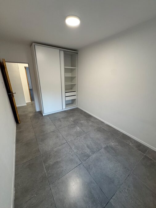 VENDO CASA A ESTRENAR DE 3 DORMITORIOS ZONA SEMINARIO