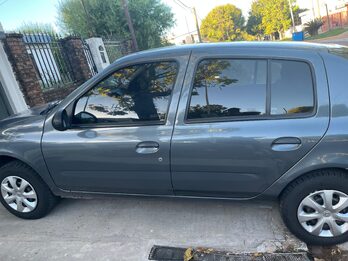🚗 Renault Clio Mío 1.2 Confort 5p (2014) – Único Dueño