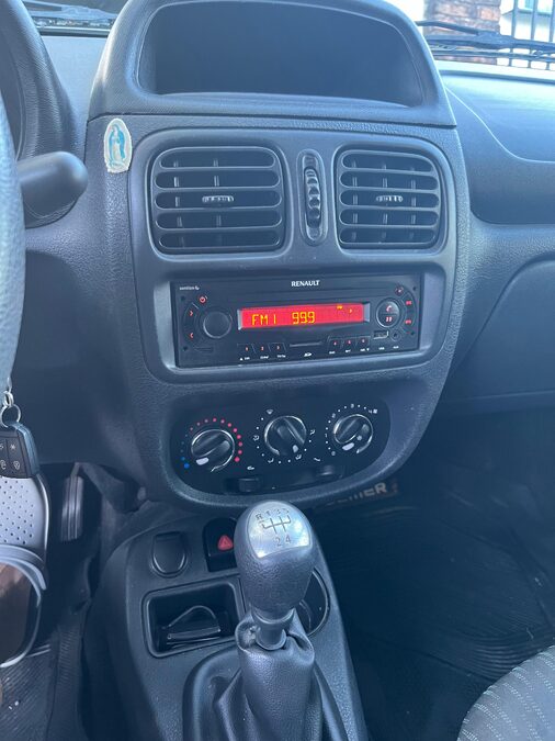 🚗 Renault Clio Mío 1.2 Confort 5p (2014) – Único Dueño