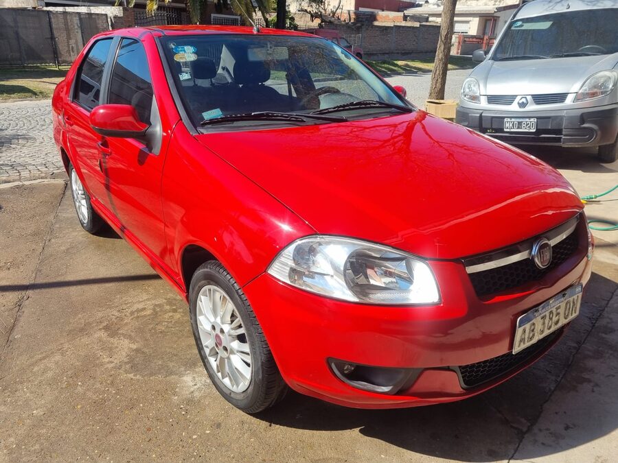 Siena El 1.6 nafta/Gnc  2017 114.000km. Vendo o permuto mayor-menor