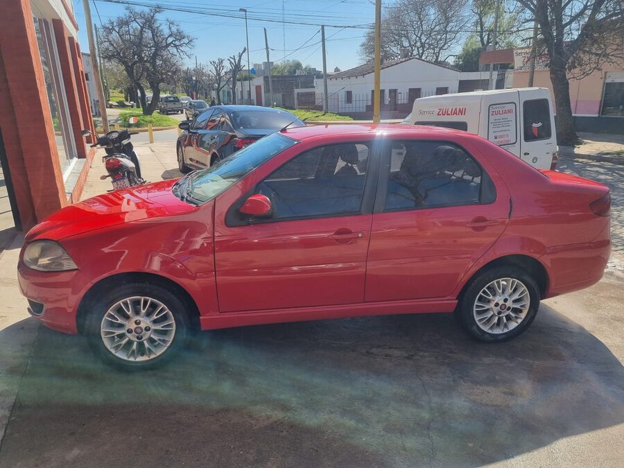 Siena El 1.6 nafta/Gnc  2017 114.000km. Vendo o permuto mayor-menor