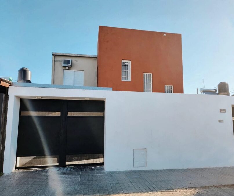 SE VENDE CASA COLONIA AVELLANEDA