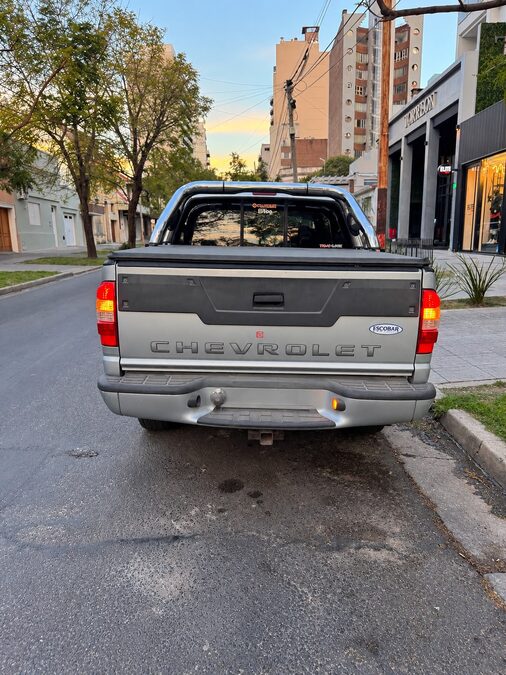 CHEVROLET S10 2.8TD DC 4X2 DLX ELECTRONIC - AÑO 2.012