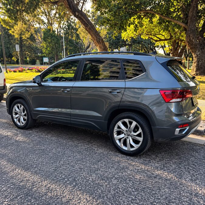 VOLKSWAGEN TAOS 250 TSI COMFORTLINE AT L/24 - AÑO 2.025