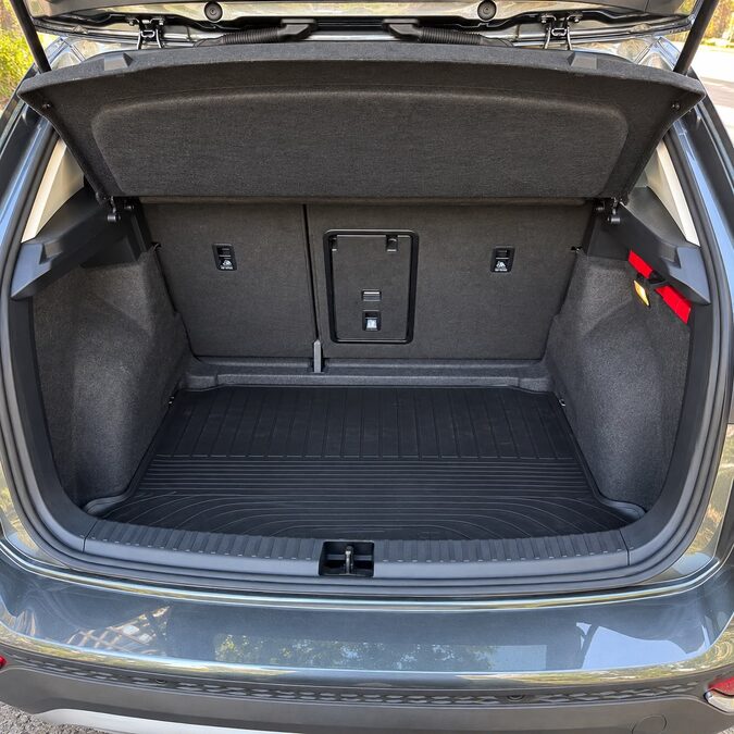 VOLKSWAGEN TAOS 250 TSI COMFORTLINE AT L/24 - AÑO 2.025