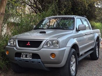 Mitsubishi l200 Sport 4x4