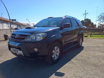 Toyota SW4 2006