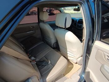 Toyota SW4 2006