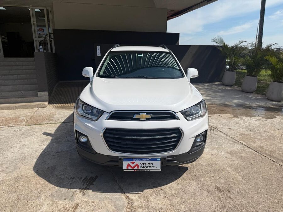 CHEVROLET CAPTIVA 2.4 LS. Recibo vehículos menor y mayor valor